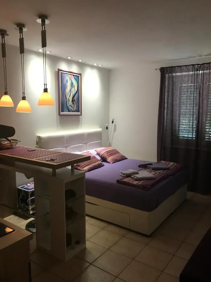 Studio Apartment Yess ,Split Croatia